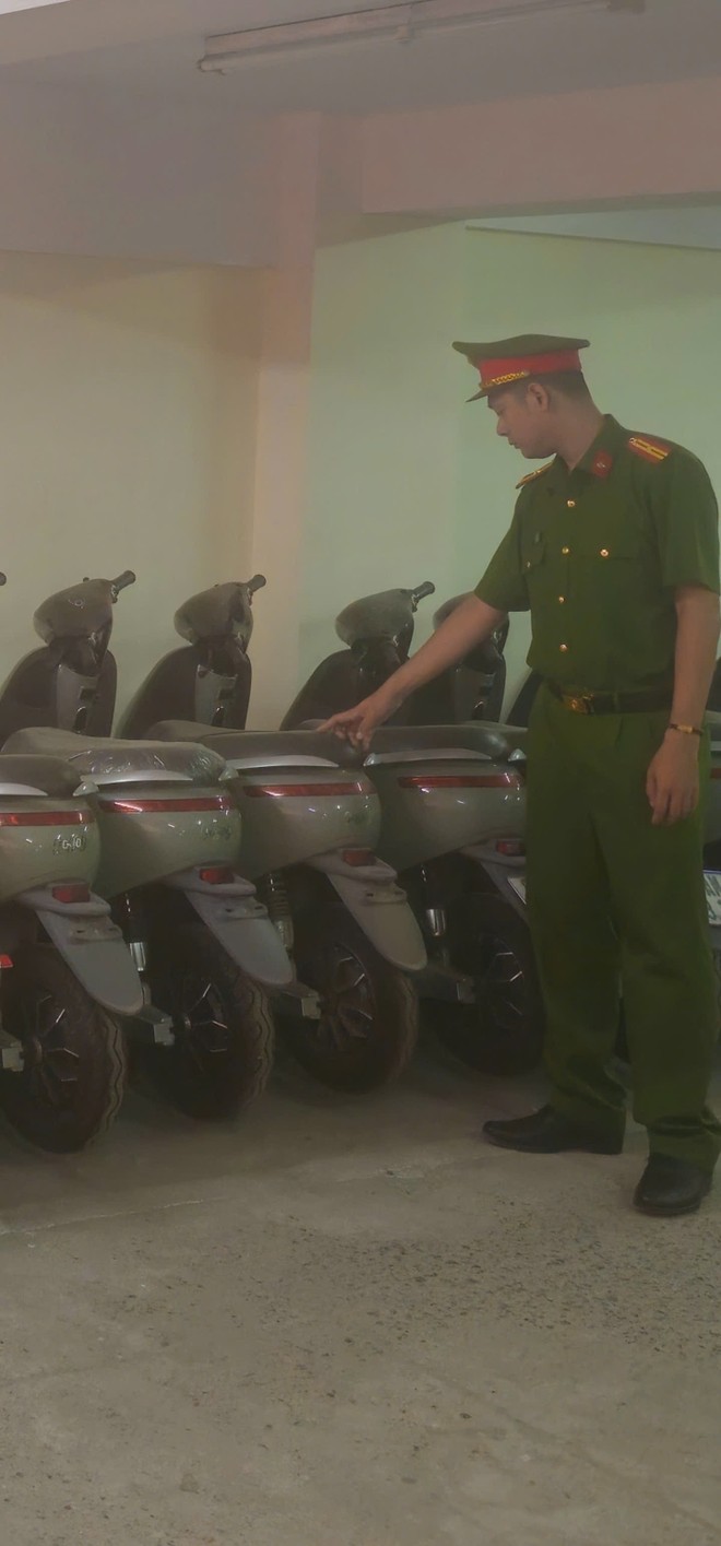 Cơ quan Công an kiểm đếm số tang vật
