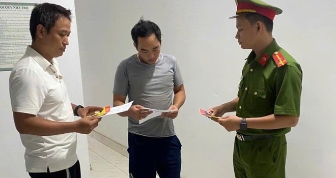 Tổ Cảnh sát khu vực thực hiện tuyên truyền PCCC và CNCH đến từng cá nhân, hộ gia đình trên địa bàn xã