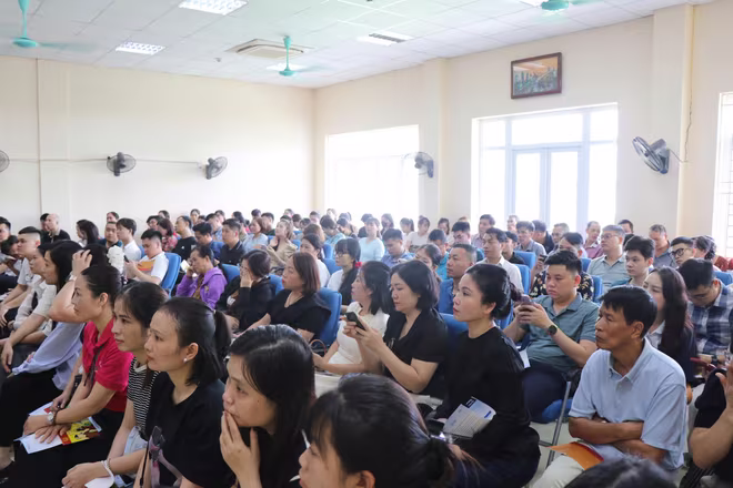 Hội nghị tuyên truyền về PCCC và CNCH cho các cơ sở kinh doanh có điều kiện và hướng dẫn khai báo, cập nhật thông tin của cơ sở thuộc diện quản lý nhà nước về PCCC