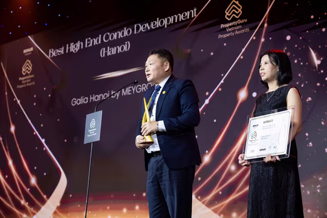 Ông Đặng Quang Minh- Phó Chủ tịch MEYGROUP – bày tỏ niềm tự hào khi doanh nghiệp được PropertyGuru Vietnam Awards vinh danh năm thứ 4 liên tiếp Ông Đặng Quang Minh- Phó Chủ tịch MEYGROUP – bày tỏ niềm tự hào khi doanh nghiệp được PropertyGuru Vietnam Awards vinh danh năm thứ 4 liên tiếp