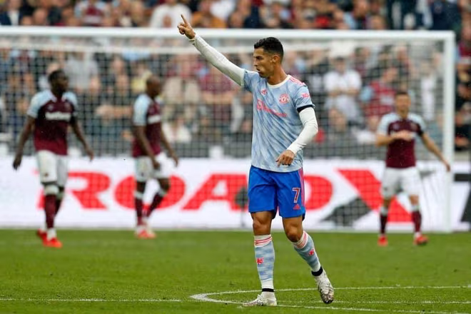 Bà Aveiro mong ước Ronaldo trở về thi đấu cho Sporting Lisbon trước lúc giải nghệ Bà Aveiro mong ước Ronaldo trở về thi đấu cho Sporting Lisbon trước lúc giải nghệ