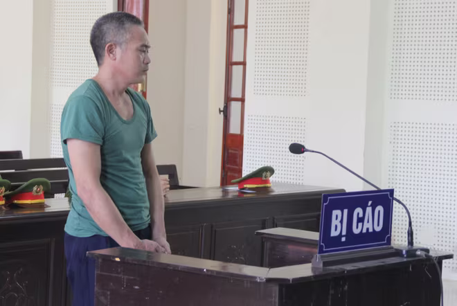 Dương Văn Chương trong phiên xét xử Dương Văn Chương trong phiên xét xử