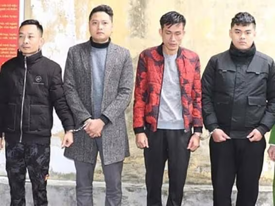 Nhóm đối tượng trộm cắp ô tô (ảnh công an cung cấp) Nhóm đối tượng trộm cắp ô tô (ảnh công an cung cấp)