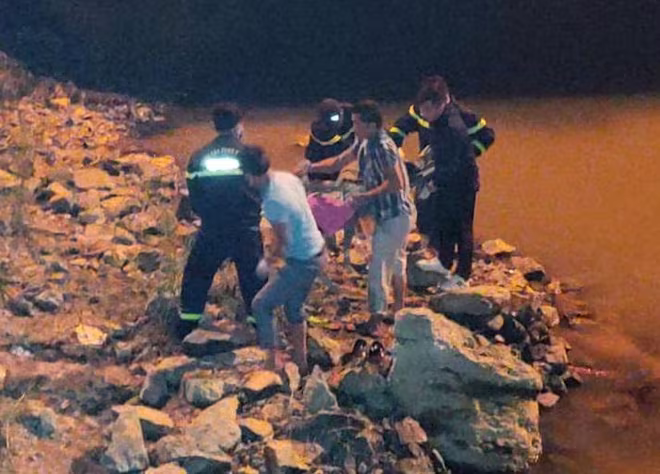 Thi thể anh P. được tìm thấy dưới chân cầu Thi thể anh P. được tìm thấy dưới chân cầu