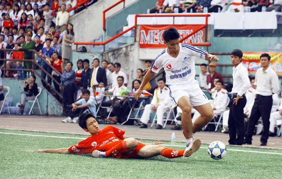 THPT Nguyễn Thị Minh Khai đăng quang ảnh 1