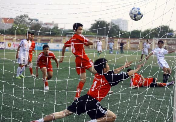 THPT Nguyễn Thị Minh Khai đăng quang ảnh 2