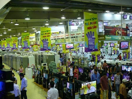 TP.HCM: Khuyến mãi sớm vẫn ế khách ảnh 1 TP.HCM: Khuyến mãi sớm vẫn ế khách ảnh 1