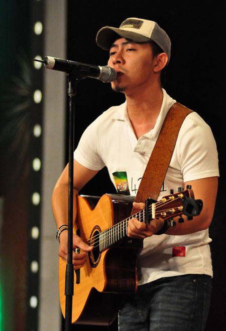Thúy Hạnh bị thầy giáo trẻ quyến rũ ảnh 1 Thúy Hạnh bị thầy giáo trẻ quyến rũ ảnh 1