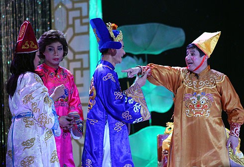 “Táo giao thông” Chí Trung gặp họa vì giao thông ảnh 1 “Táo giao thông” Chí Trung gặp họa vì giao thông ảnh 1