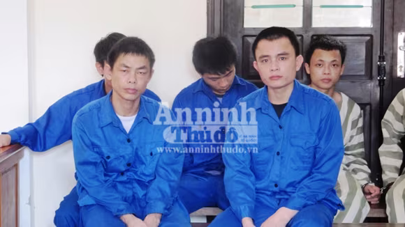 15 năm tù cho hai đối tượng mong đổi đời từ ma túy ảnh 1 15 năm tù cho hai đối tượng mong đổi đời từ ma túy ảnh 1