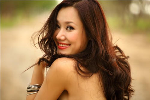 Thanh Lam dẫn đầu Bảng đề cử liveshow 5 với "Một khúc sông Hồng" ảnh 4 Thanh Lam dẫn đầu Bảng đề cử liveshow 5 với "Một khúc sông Hồng" ảnh 4