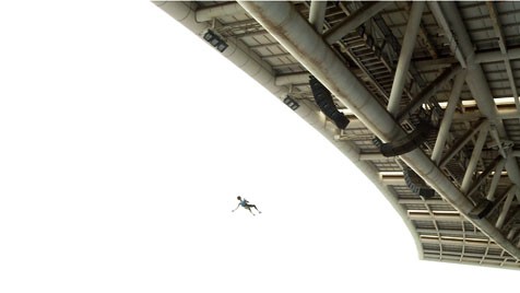 Gai người xem cảnh tuột dây từ nóc sân Mỹ Đình ảnh 5 Gai người xem cảnh tuột dây từ nóc sân Mỹ Đình ảnh 5