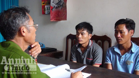 Vô cớ đuổi đánh rồi đốt xe người đi đường ảnh 1 Vô cớ đuổi đánh rồi đốt xe người đi đường ảnh 1