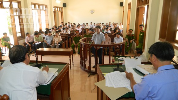 Xét xử vụ 4 cán bộ kiểm toán Nhà nước nhận hối lộ ảnh 1 Xét xử vụ 4 cán bộ kiểm toán Nhà nước nhận hối lộ ảnh 1