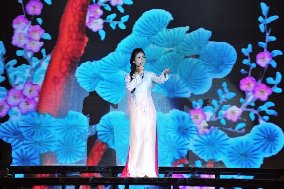 Liveshow 6 Bài hát yêu thích: Sống động, đa chiều ảnh 7 Liveshow 6 Bài hát yêu thích: Sống động, đa chiều ảnh 7