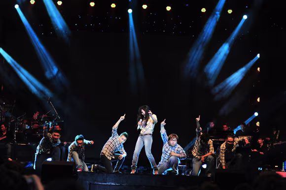 Liveshow 6 Bài hát yêu thích: Sống động, đa chiều ảnh 11 Liveshow 6 Bài hát yêu thích: Sống động, đa chiều ảnh 11