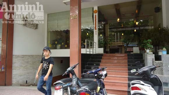 Ẩu đả trong quán cà phê, 1 người bị thương ảnh 1 Ẩu đả trong quán cà phê, 1 người bị thương ảnh 1