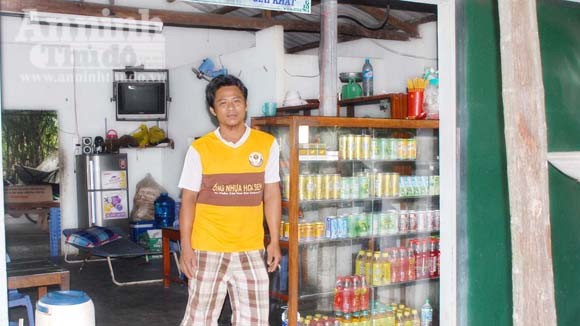 Anh phụ bếp nghèo nhặt được 5 chỉ vàng mang trả người mất ảnh 1 Anh phụ bếp nghèo nhặt được 5 chỉ vàng mang trả người mất ảnh 1