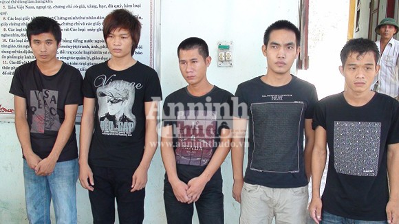 Nhóm trộm chuyên "đột vòm" sa lưới ảnh 1 Nhóm trộm chuyên "đột vòm" sa lưới ảnh 1