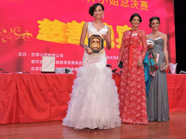 Chiếc tù và Hoàng My mang theo được đấu giá hơn 300 triệu ảnh 8 Chiếc tù và Hoàng My mang theo được đấu giá hơn 300 triệu ảnh 8