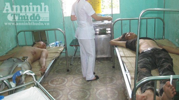 Hàng trăm người đuổi bắt trộm như phim hành động giữa ban ngày ảnh 1 Hàng trăm người đuổi bắt trộm như phim hành động giữa ban ngày ảnh 1
