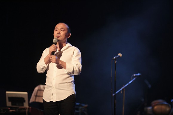 Nghệ sĩ quốc tế "phiêu" trong đêm nhạc "Khởi nguồn" ảnh 1 Nghệ sĩ quốc tế "phiêu" trong đêm nhạc "Khởi nguồn" ảnh 1