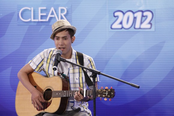 Thí sinh Idol mở lòng trước giờ lên sân khấu ảnh 5 Thí sinh Idol mở lòng trước giờ lên sân khấu ảnh 5