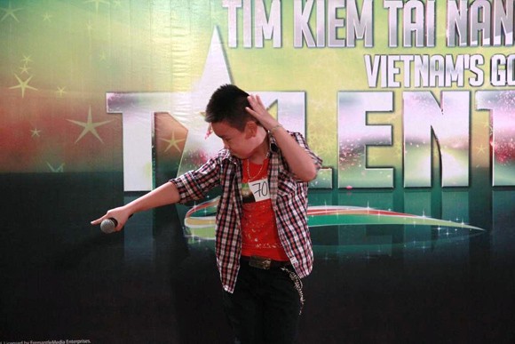 Cơn sốt Gangnam Style "đổ bộ" vào Hà Nội ảnh 2 Cơn sốt Gangnam Style "đổ bộ" vào Hà Nội ảnh 2