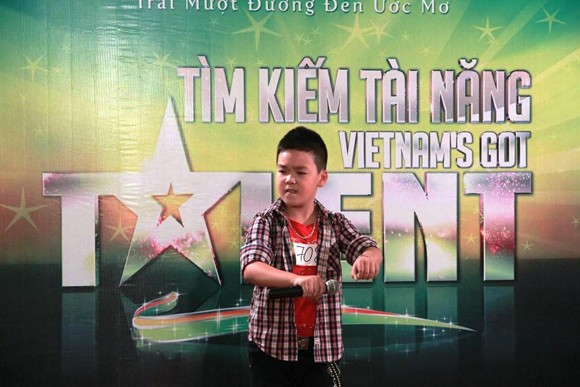 Cơn sốt Gangnam Style "đổ bộ" vào Hà Nội ảnh 3 Cơn sốt Gangnam Style "đổ bộ" vào Hà Nội ảnh 3