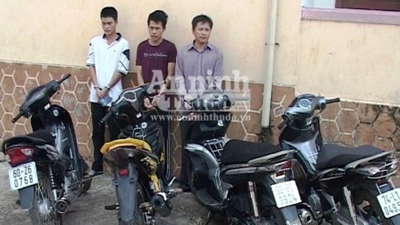 Bắt nhóm đối tượng trộm cắp, tiêu thụ xe máy liên tỉnh ảnh 1 Bắt nhóm đối tượng trộm cắp, tiêu thụ xe máy liên tỉnh ảnh 1