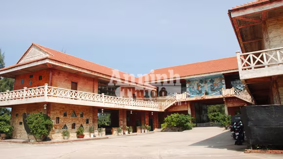 Vụ resort mất trộm đồng hồ tiền tỷ: Bị cắt điện vì còn nợ tiền ảnh 1 Vụ resort mất trộm đồng hồ tiền tỷ: Bị cắt điện vì còn nợ tiền ảnh 1