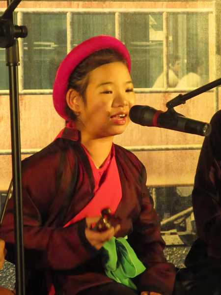 Xẩm tàu điện "tái xuất" sau 20 năm vắng bóng ảnh 8