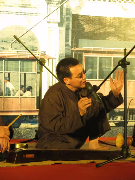 Xẩm tàu điện "tái xuất" sau 20 năm vắng bóng ảnh 10