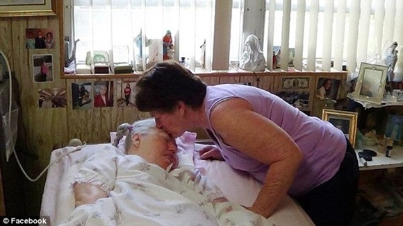 Cô gái “ngủ quên” suốt 42 năm ảnh 3 Cô gái “ngủ quên” suốt 42 năm ảnh 3