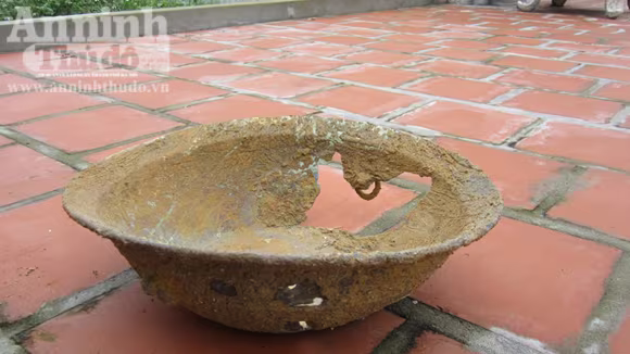 Nghệ An: Phát hiện ngôi mộ thuyền cổ có niên đại hàng nghìn năm ảnh 2 Nghệ An: Phát hiện ngôi mộ thuyền cổ có niên đại hàng nghìn năm ảnh 2