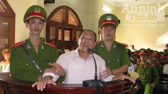 Cầm đầu “Hội đồng công luật công án Bia Sơn” lĩnh án tù chung thân ảnh 1 Cầm đầu “Hội đồng công luật công án Bia Sơn” lĩnh án tù chung thân ảnh 1