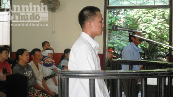 10 năm tù cho kẻ thủ dao, giết người tại sân bóng chuyền ảnh 1 10 năm tù cho kẻ thủ dao, giết người tại sân bóng chuyền ảnh 1
