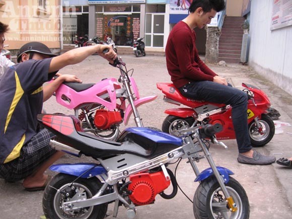 Đã phóng xe máy "ruồi" còn bốc đầu ảnh 7 Đã phóng xe máy "ruồi" còn bốc đầu ảnh 7