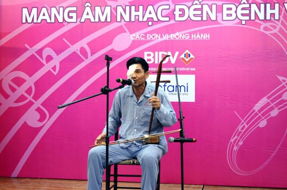 Bữa tiệc âm nhạc đa sắc màu nhiều ý nghĩa ảnh 10 Bữa tiệc âm nhạc đa sắc màu nhiều ý nghĩa ảnh 10