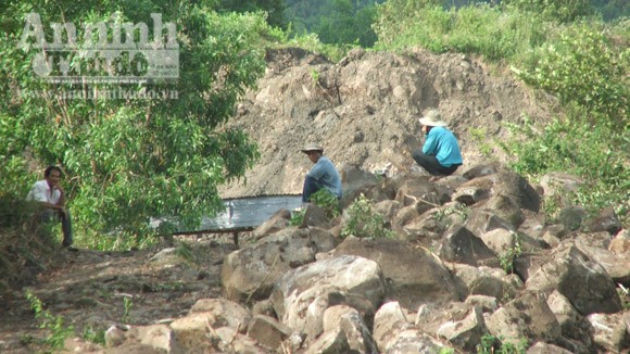 Bùng phát nạn khai thác Diatomite, đất rừng bị phá tan hoang ảnh 5 Bùng phát nạn khai thác Diatomite, đất rừng bị phá tan hoang ảnh 5