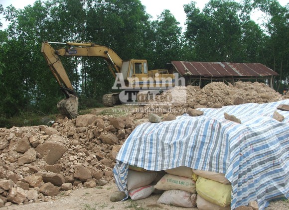 Bùng phát nạn khai thác Diatomite, đất rừng bị phá tan hoang ảnh 4 Bùng phát nạn khai thác Diatomite, đất rừng bị phá tan hoang ảnh 4