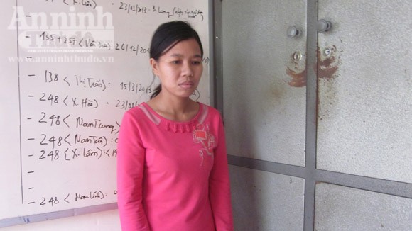 "Nữ quái" dọa tung clip sex và gọi giang hồ đất Cảng cắt tai hàng xóm ảnh 1 "Nữ quái" dọa tung clip sex và gọi giang hồ đất Cảng cắt tai hàng xóm ảnh 1