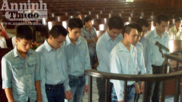 Nhóm đối tượng chuyên dùng hung khí cướp tài sản lĩnh án ảnh 1 Nhóm đối tượng chuyên dùng hung khí cướp tài sản lĩnh án ảnh 1