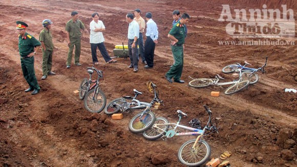 Thông tin chi tiết vụ nổ đầu đạn, 8 học sinh thương vong ảnh 5 Thông tin chi tiết vụ nổ đầu đạn, 8 học sinh thương vong ảnh 5