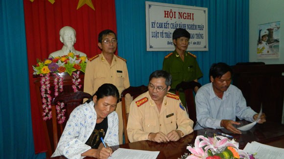 “Hung thần” xe khách ký cam kết đảm bảo ATGT ảnh 1 “Hung thần” xe khách ký cam kết đảm bảo ATGT ảnh 1