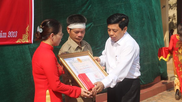 Truy tặng em Nguyễn Văn Nam Huân chương Dũng cảm ảnh 1 Truy tặng em Nguyễn Văn Nam Huân chương Dũng cảm ảnh 1