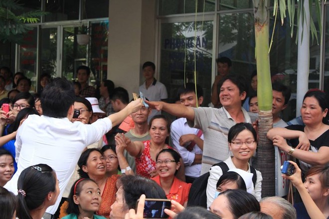 Dương Triệu Vũ - Thanh Thúy mang tiếng hát gửi tặng bệnh nhân nghèo ảnh 6 Dương Triệu Vũ - Thanh Thúy mang tiếng hát gửi tặng bệnh nhân nghèo ảnh 6
