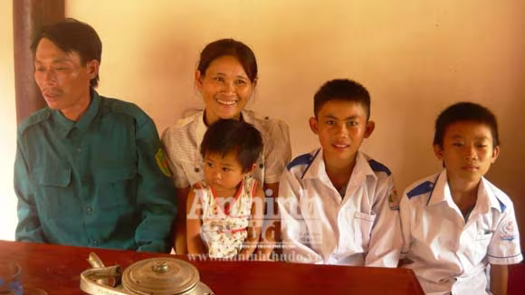 Gặp 5 em nhỏ được cậu bé "giật" khỏi bàn tay thủy thần ảnh 3 Gặp 5 em nhỏ được cậu bé "giật" khỏi bàn tay thủy thần ảnh 3