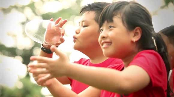 Vợ chồng Hồ Hoài Anh tung MV hot cùng thí sinh nhí ảnh 3 Vợ chồng Hồ Hoài Anh tung MV hot cùng thí sinh nhí ảnh 3