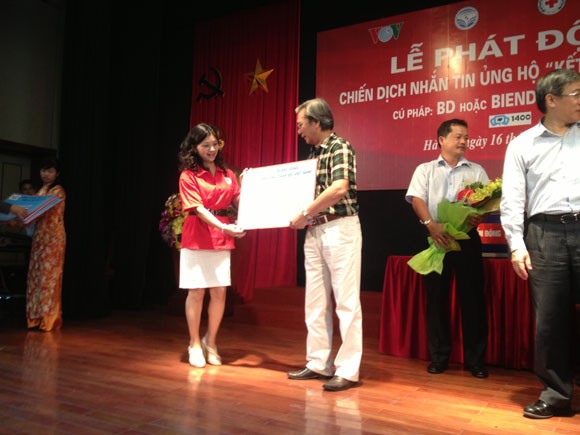 "Kết nối biển Đông" nhận được hơn 2 tỷ đồng ngay ngày đầu phát động ảnh 5 "Kết nối biển Đông" nhận được hơn 2 tỷ đồng ngay ngày đầu phát động ảnh 5